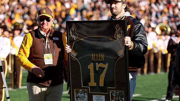 WATCH: Josh Allen says Wyoming jersey retirement an 'amazing honor'