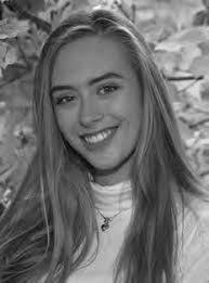 Leila Barlow's Instagram, Twitter & Facebook