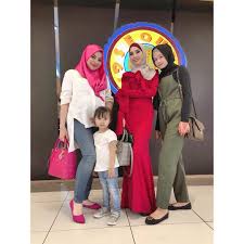 In this article, we will discover how old is ayu? Pin Di Ainin Sofieya