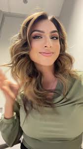 Just having some fun before my live shot ✌🏼#reporter #colorado