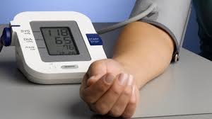 Blutdrucktabelle morgens mittags abends schweiz : Ratgeber Sind Diese Blutdruckschwankungen Noch Normal