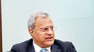 For this avid golfer, banking is a fairway