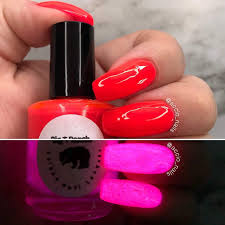 The luminous powder must be purchased from a professional manufacturer, distributor, or amazon platform. Amazon Com Glow In The Dark Nail Polish Rose Red Glows Pink Pink Moon Custom Blended Glow Nails Free U S Shipping Full Sized Bottle 15ml Handmade