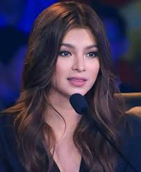 The beautiful family of Jinkee and Manny Pacquiao🥰 Happy New Year  everyone‼️❤️