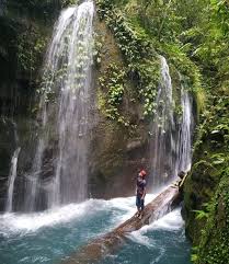 Berikut info harga tiket masuk curug, rute meunuju lokasi hingga daya tarik curug seloresi. Harga Tiket Air Terjun Kota Tinggi 2018