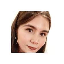 Evelyn Mireles's Instagram, Twitter & Facebook