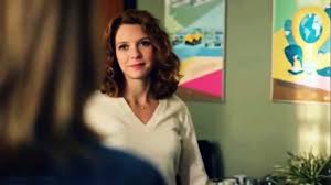 Le jeu vidéo plus belle la vie sur ds est l'adaptation de la célèbre série télévisée de france 3. Plus Belle La Vie En Avance Lea Et Angelique Le Rapprochement Video Dailymotion