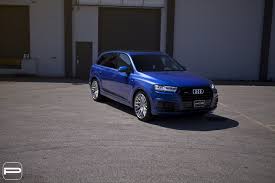 Deep Blue Audi Q7 Dressed Up In Custom Accessories In 2020 Audi Q7 Audi Custom Accessories