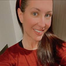 Michelle Mraz's Instagram, Twitter & Facebook