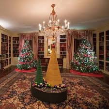 It's beginning to look a lot like christmas at the white house. What Michelle Obama Really Thinks Of This Year S White House Holiday Decorations White House Christmas Tree Holiday Decor White House Christmas