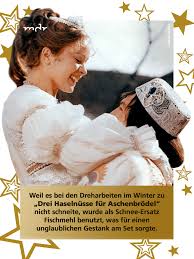 Viele junge damen von nah und fern werden zu einem ball eingeladen. Drei Haselnusse Fur Aschenbrodel Aschenbrodel Drei Haselnusse Marchen