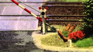 Dr Schrankenanlage Bahnschranke Mit Nachwippen Youtube