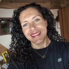 Hello, Has anyone used any alternative therapists and found that they've  really helped with their illness/issues? I have M.E. along with many food  sensitivities, chemical intolerances. I'm hoping that someone