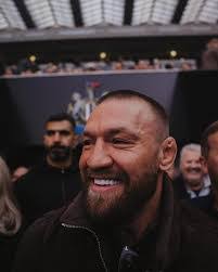 Kevin Hillen's Instagram, Twitter & Facebook