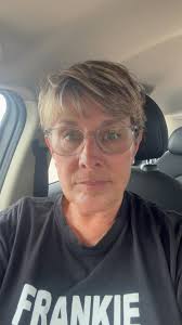 Visual schedules are ‘concrete’ enabling your young person to see what’s  coming for the week, instead of trying to hold everything in mind.  Write/draw. what, when, where, who with & how long for! ...