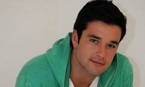 Sérgio Marone mostra sua versatilidade na pele do canalha Nicholas, de  'Caras e bocas'