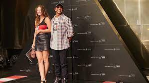 Check spelling or type a new query. Palvin Barbara Es Lewis Hamilton Foto Mercedes Benz Barbara Palvin Lewis Hamilton Barbara