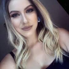 Vanessa Dilly (vanessadilly95)