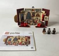 Lego 76409 Harry Potter Gryffindor House Banner set Complete With Figures