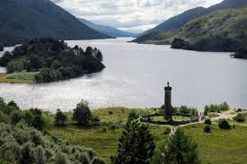 Scotland) دولة في شمال غرب أوروبا، تعتبر جزء من الدول الأربع المكونة المملكة المتحدة. Ø§Ø³ÙƒØªÙ„Ù†Ø¯Ø§ ØªØ£Ø®Ø° Ø²Ø§Ø¦Ø±ÙŠÙ‡Ø§ ÙÙŠ Ø±Ø­Ù„Ø© Ø®Ø§ØµØ© Ø¨ÙØ¶Ù„ ØªÙ†ÙˆØ¹ Ù…Ø¹Ø§Ù„Ù…Ù‡Ø§ Ø§Ù„Ø³ÙŠØ§Ø­ÙŠØ© ØµØ­ÙŠÙØ© Ø§Ù„Ø¹Ø±Ø¨