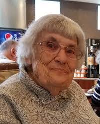 Helen Stahl's Instagram, Twitter & Facebook