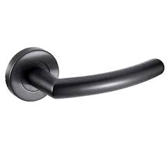 We supply trade quality diy and home improvement products at great low prices. Black Internal Door Handles With Matte Black Finish Handle King Uk