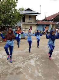 Ost crayon sinchan dj koplo. Smp Negeri 1 Sungai Raya Senam Maumere 9a