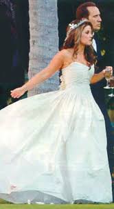 Click This Image To Show The Full Size Version Celebrity Wedding Dresses Celebrity Weddings Celebrity Bride