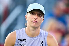 Iga ?wi?tek during the match