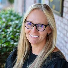 Tamara Ledford's Instagram, Twitter & Facebook