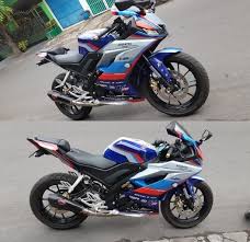 * colours of yamaha yzf r15 v3.0 indicated here are subjected to changes and it may vary from actual yzf r15 v3.0 colors. Yamaha R15 V3 Gets Bmw Motogp Safety Bike Inspired Decals