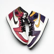 Air Jordan 1 Retro High Og Black And Gold Absolutely Nike Sb X Air Jordan 1 Retro High Og The Lakers Purple And Gold Wears Off With Use To Reveal The Tradition Air Jordans Jordans Jordan 1 Retro High