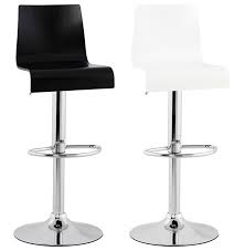 tabouret reglable forest tabouret de bar compose d une assise en bois equipe d un haut dossier pour plus de confort