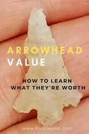 Indian Arrowheads Value A Guide Plus 3 Things That Determine Value Native American Artifacts Indian Artifacts Native American Tools
