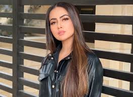 Sana khan is making maldives even extra surprising one pic at a time amjadali august 11, 2021 2 min read sana khan shared this picture.(image courtesy: Sana Khan Starsunfolded
