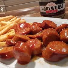 Curryq Currywurst Fruchtig 01 Currywurst Lebensmittel Essen Currywurst Berlin