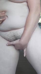 Penetrating my navel with a needle while I penetrate my pussy with my  fingers 😇 : rNavelAddict