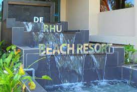 Guests can expect free wifi and tvs. De Rhu Beach Resort S Entrance Picture Of De Rhu Beach Resort Kuantan Tripadvisor