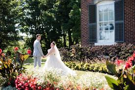 Find your oakville wedding photographer today! Ivana Daniel Erchless Estate Oakville Wedding Love Always Photography Niagara Wedding Photographer