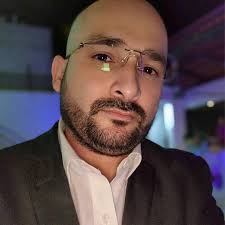 Canciones desde el fondo del mar!** **Autor: Cuauhtémoc de Jesús Domínguez  Soto** **Océano Pacífico Sur** No usan micrófonos, autotune ni plataformas  de streaming, pero sus canciones cruzan continentes bajo el agua.