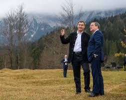 Am sonntag kommt die spitze der unionsfraktion zu einer klausur zusammen. Choice Of Candidates To Kick Off German Chancellor Race Clean Energy Wire