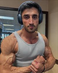 Welcome to Las Vegas, four days left, champions. 🥇🇺🇸