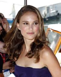 #viralceleb #celebrities #shortsnatalie portman from bald to long hairvideo by: Natalie Portman Hair 2010