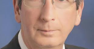 Judicial candidates claim qualifications