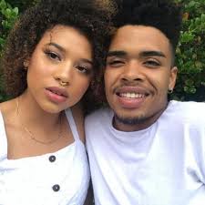 Simone Hope (@thongbeast)