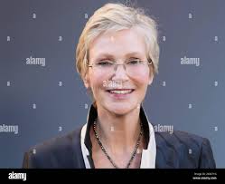 Jane lynch in hi-res stock photography and images