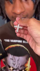 Y’all should know by now that this is the ONE and ONLY @Delzzad Jewelry💎🔥  #moissanite #jewelry #jewelrylove #delzzadjewelry #Delzzad #delzzad