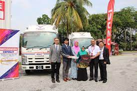 Since incorporation in 1985 and a successful listing on the kuala lumpur stock exchange, nationwide express courier services berhad has grown both its network and revenue year after year to become one of the leading providers of courier, freight and logistics services in malaysia. Isuzu Hands Over 29 Trucks To Nationwide Express