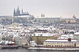 El Ambiente Invernal De Praga Republica Checa Ser Turista