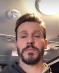 Men with beards: furry face or clean shaven?